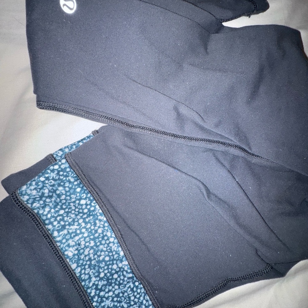 lululemon athletica Gray and Blue Patterned Leggings